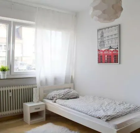 דירה Ferienwohnung Mautini Horrem